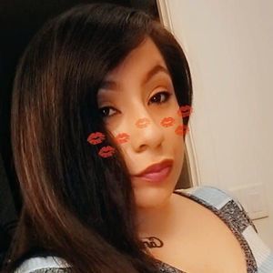 Meet your Posher, Yamile